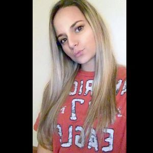 Meet your Posher, Brooke